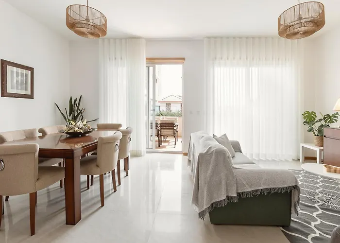 Apartament Golden Terrace Delight